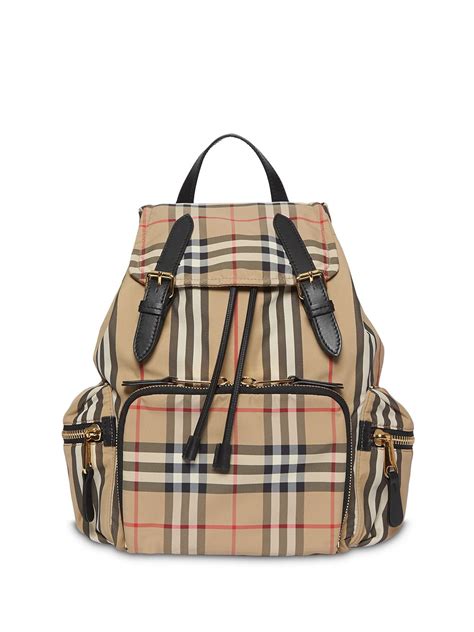 burberry the medium rucksack mit vintage-aufdruck|farfetch burberry handbags.